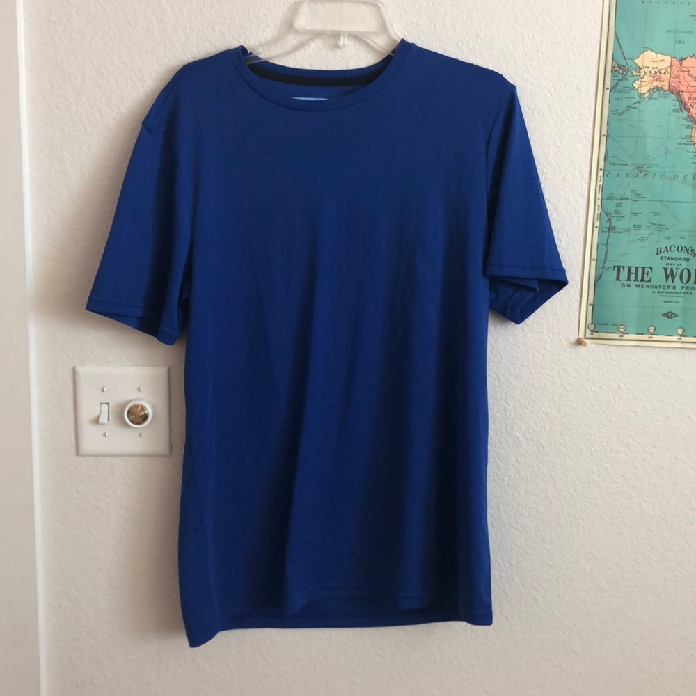 Men’s workout shirt